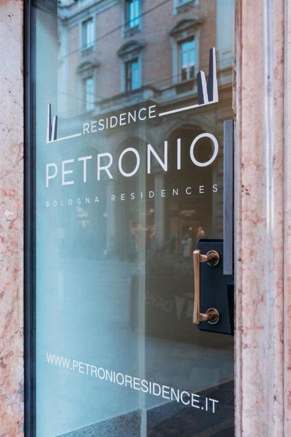 Petronio Residence image 19